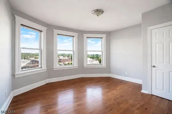 76 Halstead St, Newark City, NJ 07106