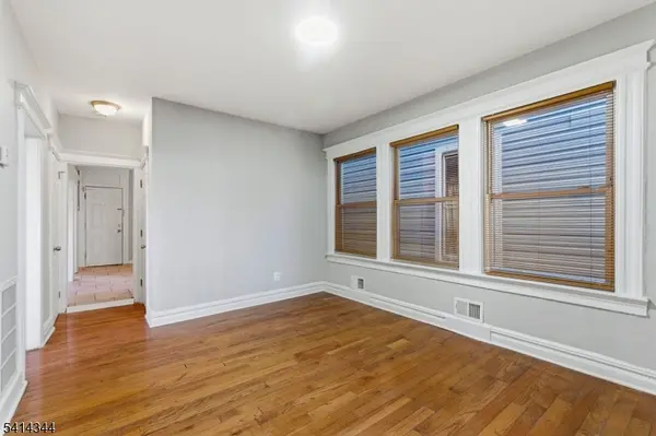 76 Halstead St, Newark City, NJ 07106