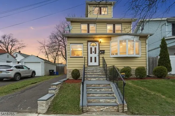 23-25 VARSITY RD, Newark City, NJ 07106