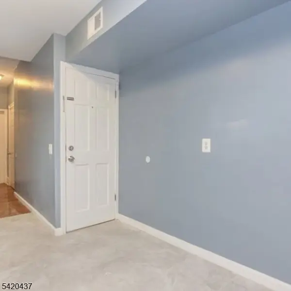 106 S 13Th St, Newark City, NJ 07107