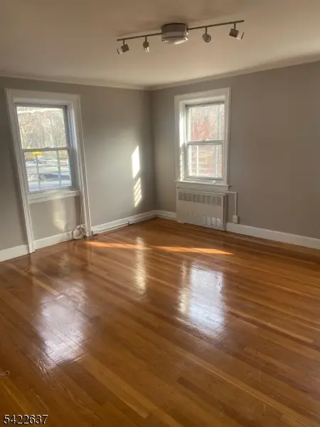 725 Elizabeth Ave, Newark City, NJ 07112