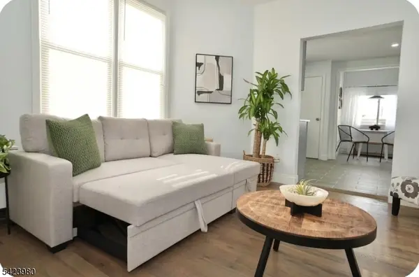 125 Malvern St, Newark City, NJ 07105