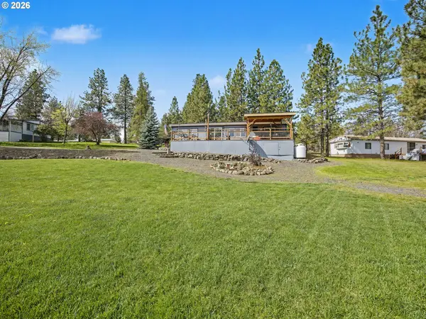 222 S OAK RD, Tygh Valley, OR 97063