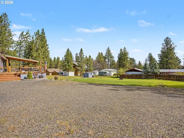 222 S OAK RD, Tygh Valley, OR 97063