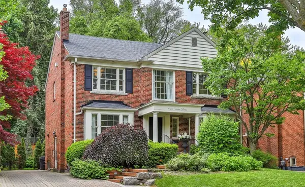 612 Vesta DR,  Toronto C04,  ON M5N 1H9