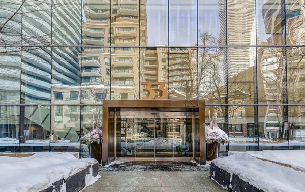 33 Charles ST E #608, Toronto C08, ON M4Y 0A2