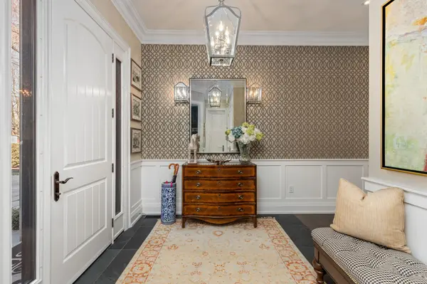 3 Dunsmore GDNS, Toronto C06, ON M3H 3M1