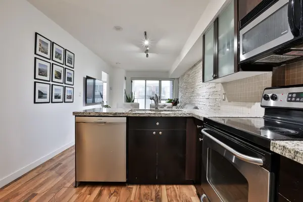 1005 King ST W #613, Toronto C01, ON M6K 3M8