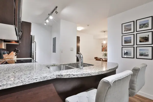 1005 King ST W #613, Toronto C01, ON M6K 3M8