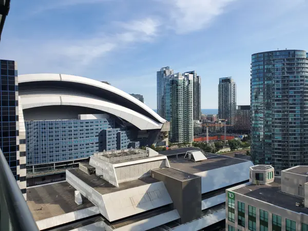 300 Front ST #1803, Toronto C01, ON M5V 0E9