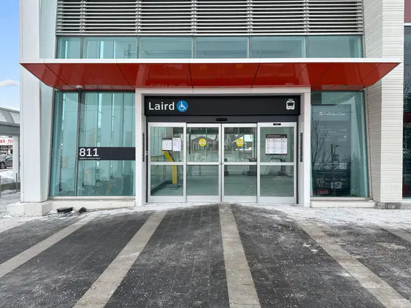 35 Brian Peck CRES #909, Toronto C11, ON M4G 4K4