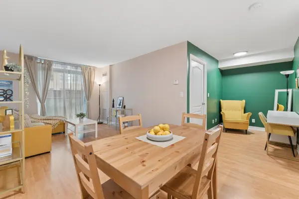 212 Eglinton AVE E #307, Toronto C10, ON M4P 0A3