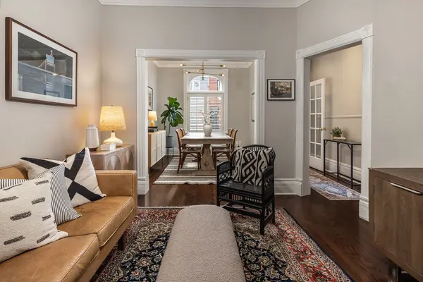 3 Tacoma AVE, Toronto C09, ON M4T 2B1