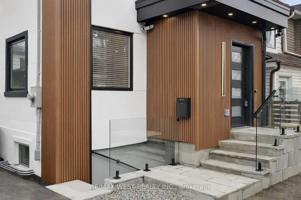 201 Rhodes AVE, Toronto E01, ON M4L 3A2