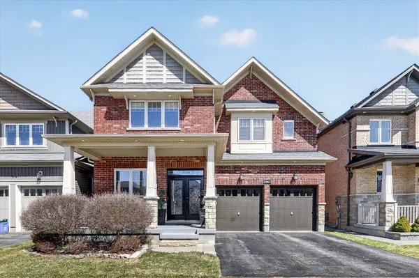 98 Britannia AVE E, Oshawa, ON L1L 0E8