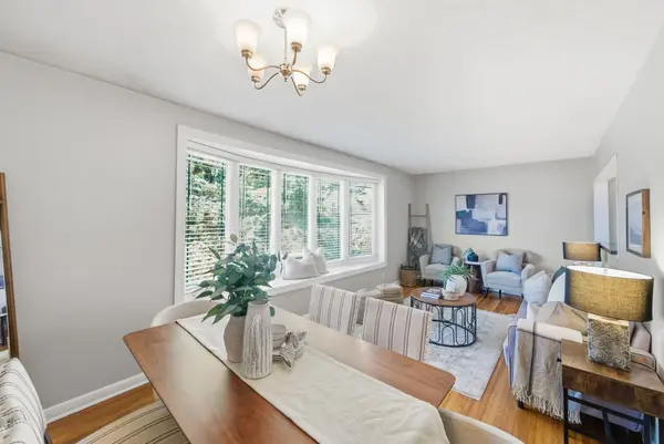 1005 Centre ST N, Whitby, ON L1N 4V4