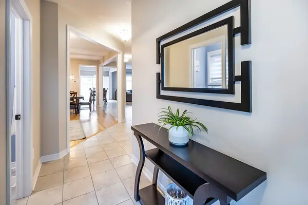 872 William Lee AVE, Oshawa, ON L1K 0W2