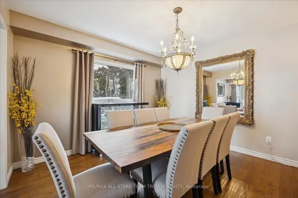 22 Chartwell CRES, Georgina, ON L4P 3N8