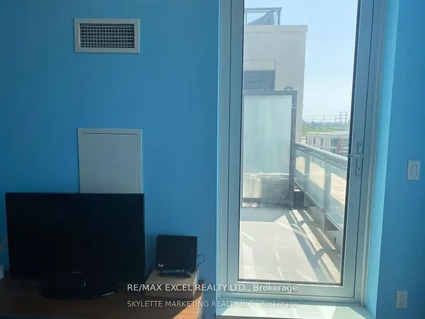 8130 Birchmount RD #912, Markham, ON L6G 0E4