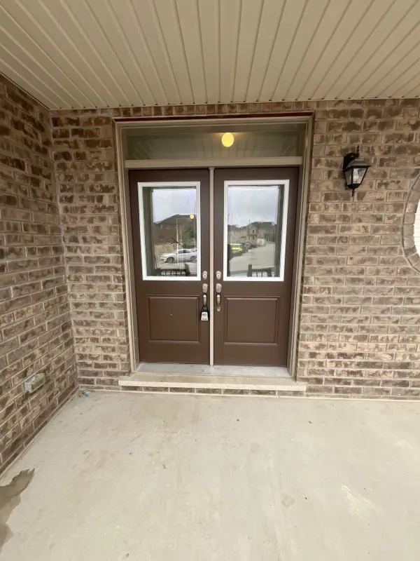 59 Wakefield BLVD, Essa, ON L0M 1B5