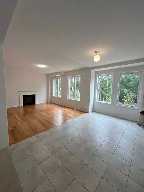 59 Wakefield BLVD, Essa, ON L0M 1B5