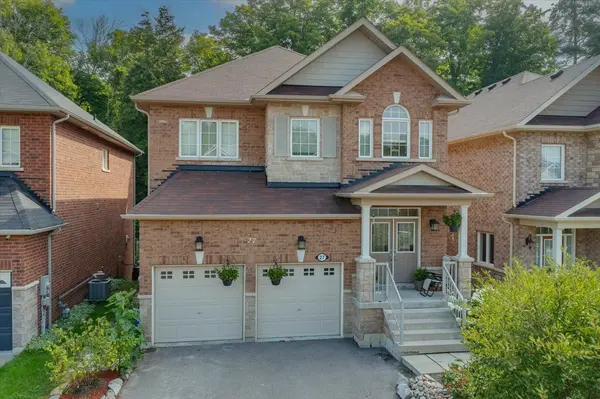 27 Scotia RD, Georgina, ON L0E 1R0