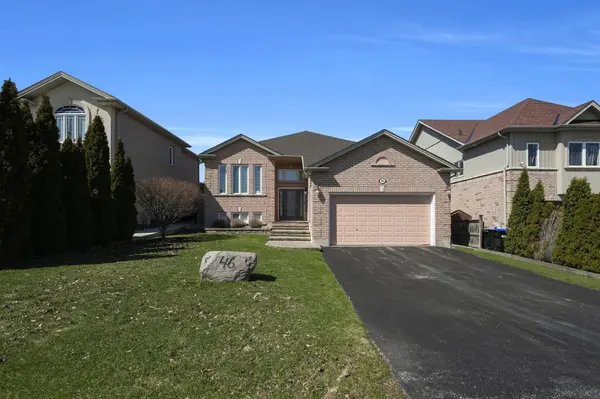 46 Bannerman DR, Bradford West Gwillimbury, ON L3Z 3J7