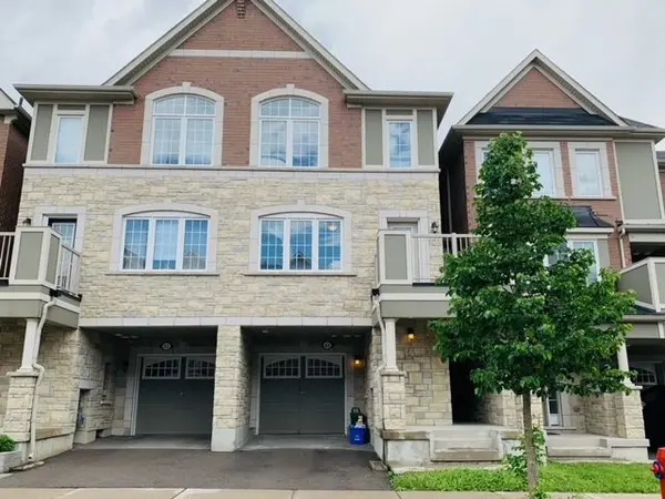 43 Minlow WAY, Aurora, ON L3X 1V9