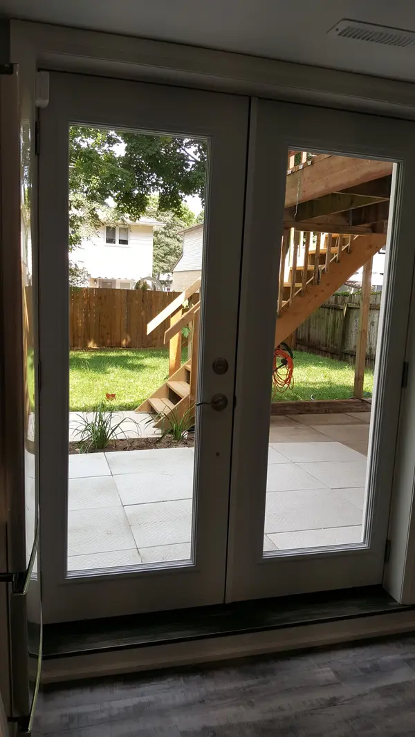 70-A Chaucer CRES #Lower, Barrie, ON L4N 4T7