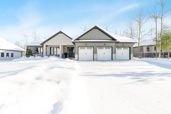9 Byers ST, Springwater, ON L9X 2A3