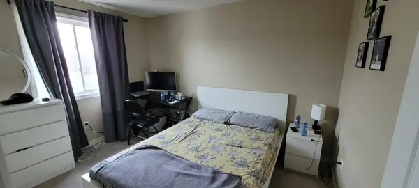 11 Silver Maple CRES, Barrie, ON L4N 0Y4