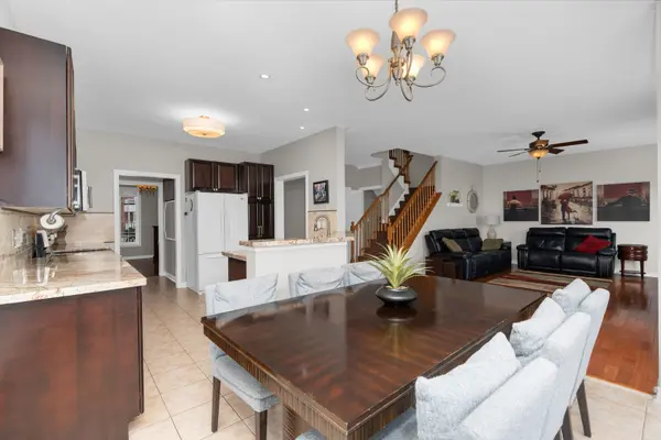 20 The Queensway N/A, Barrie, ON L4M 7H6