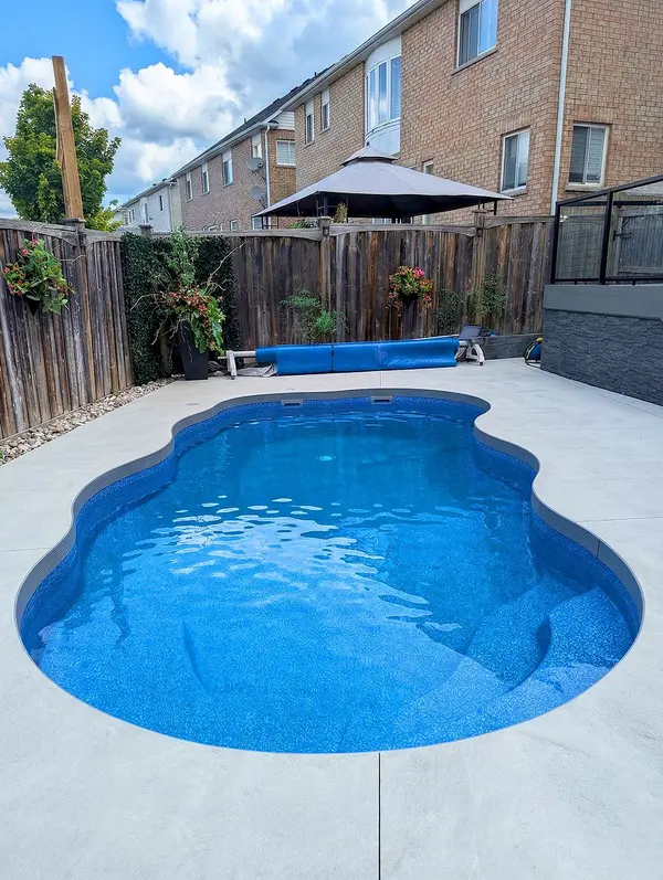 20 The Queensway N/A, Barrie, ON L4M 7H6