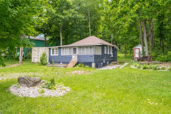 365 Robins Point RD, Tay, ON L0K 2A0