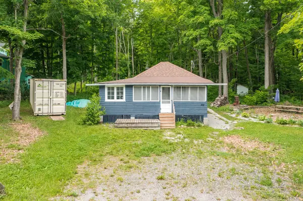 365 Robins Point RD, Tay, ON L0K 2A0