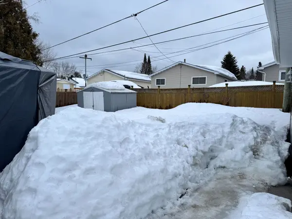 714 Eyre BLVD, Timmins, ON P4N 4Z4