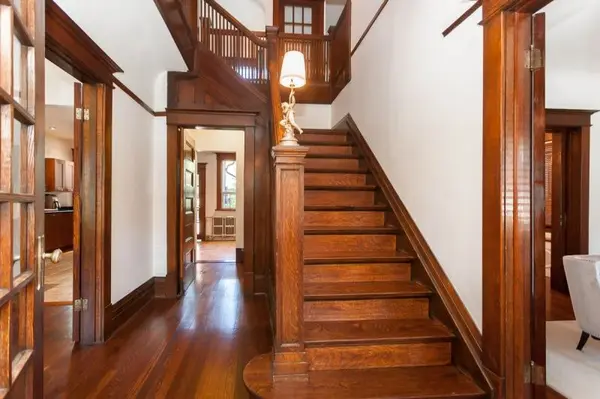 16 Laxton AVE, Toronto W01, ON M6K 1K9