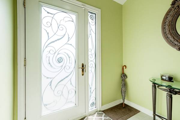 40 Salisbury CIR, Brampton, ON L6V 2Z5