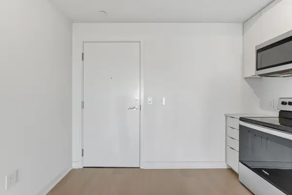 859 The Queensway N/A #710, Toronto W07, ON M8Z 1N8