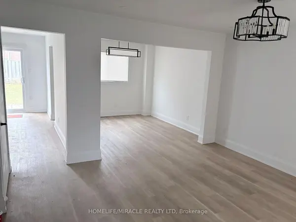 21 Ecclestone DR #Main Floor, Brampton, ON L6X 3N7