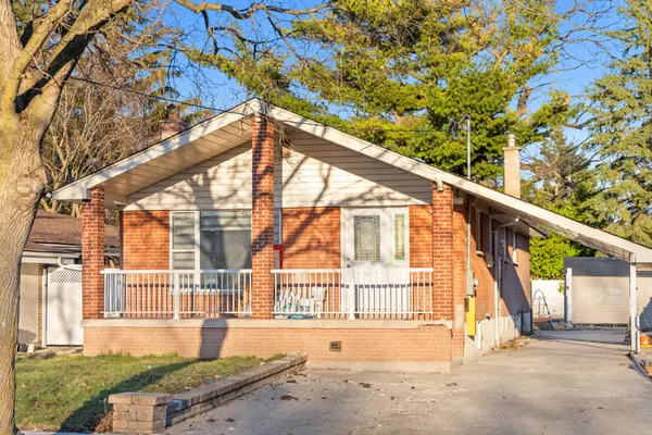 111 Verobeach BLVD, Toronto W05, ON M9M 1P8