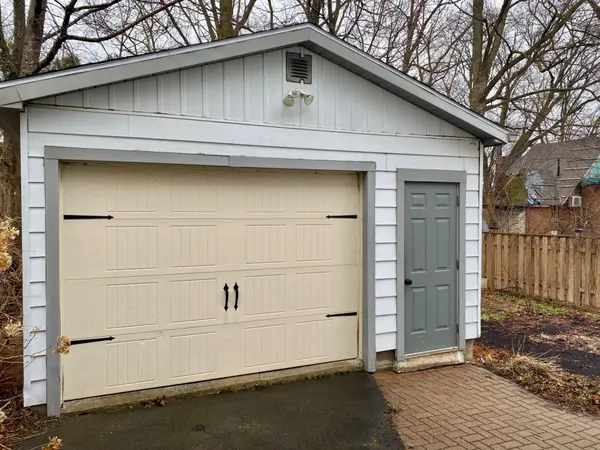 37 Orchard ST, Brockville, ON K6V 2J6