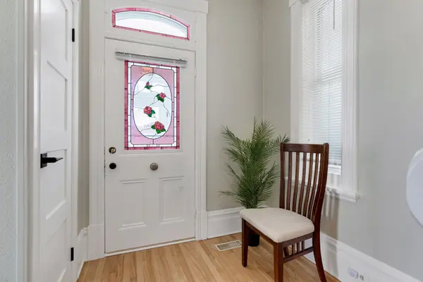 256 A&B Flora ST, Carleton Place, ON K7C 3M4