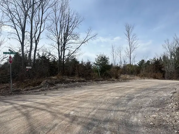 00 N. Dummer 7th Line RD, Douro-dummer, ON K0L 2H0