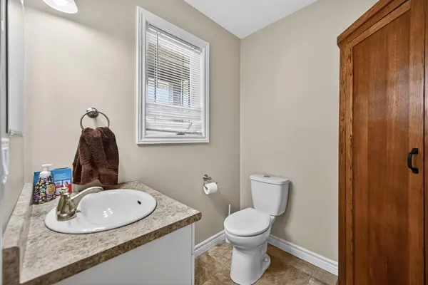 324 Fischl DR, Prescott, ON K0E 1T0