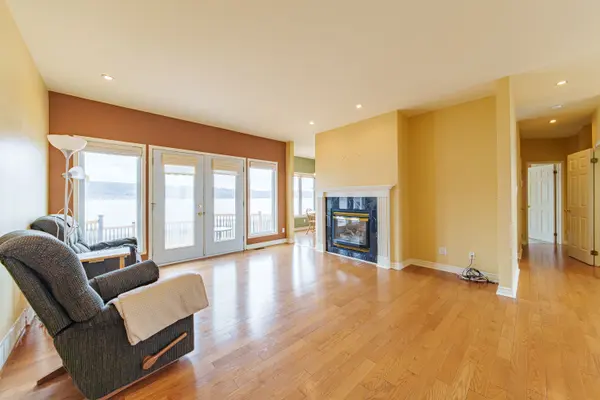 15 Rue Haute Rive ST, Alfred And Plantagenet, ON K0B 1J0