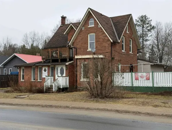 120 ONTARIO ST, Burk's Falls, ON P0A 1C0