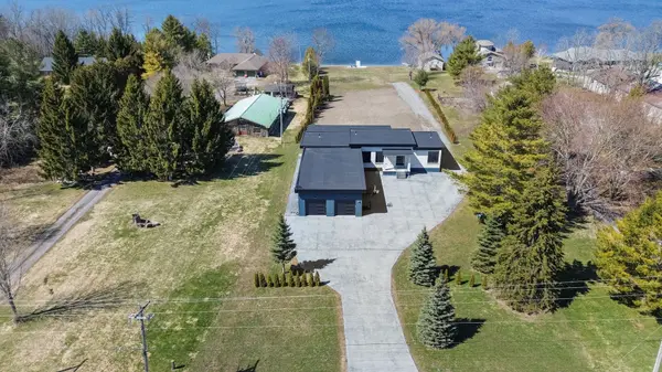 2528 County Road 3 N/A, Prince Edward County, ON K0K 1L0