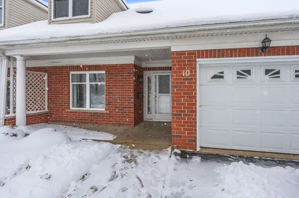 2705 KINGSWAY DR #10, Kitchener, ON N2C 2T2