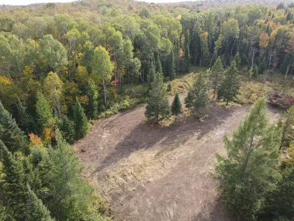 938 Bartlett Lake RD, Mcmurrich/monteith, ON P0A 1Y0